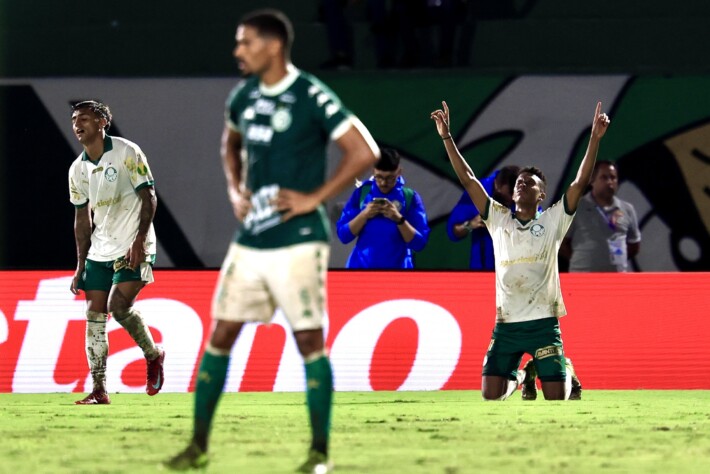 2 de fevereiro: Guarani 1x4 Palmeiras (Campeonato Paulista) ➡️ Estêvão faz dois gols na partida número 50 da carreira dele pelo Verdão ⚽⚽