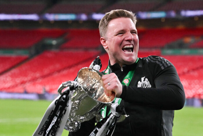 Eddie Howe é o primeiro técnico inglês a ganhar a EFL Cup desde 2004; veja os últimos