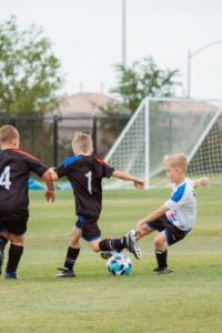 Chuteira Infantil Menino Para Campo Jogo Futebol Com Pinos