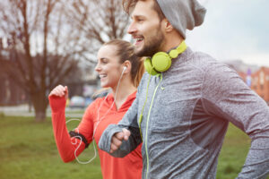 fones de ouvido com fio para caminhada